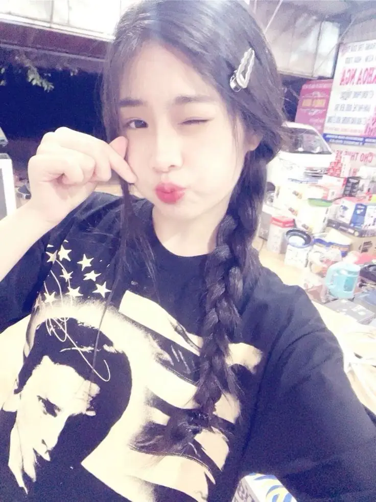 Ảnh Gái Xinh Cấp 2: Hình Ảnh Tuổi Teen Tỏa Sáng 51