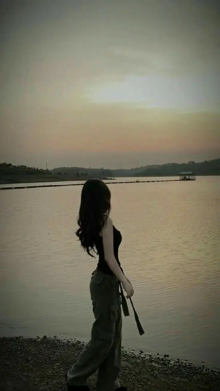 Ảnh Gái Xinh Che Mặt Tóc Dài: Vẻ Đẹp Bí Ẩn 49