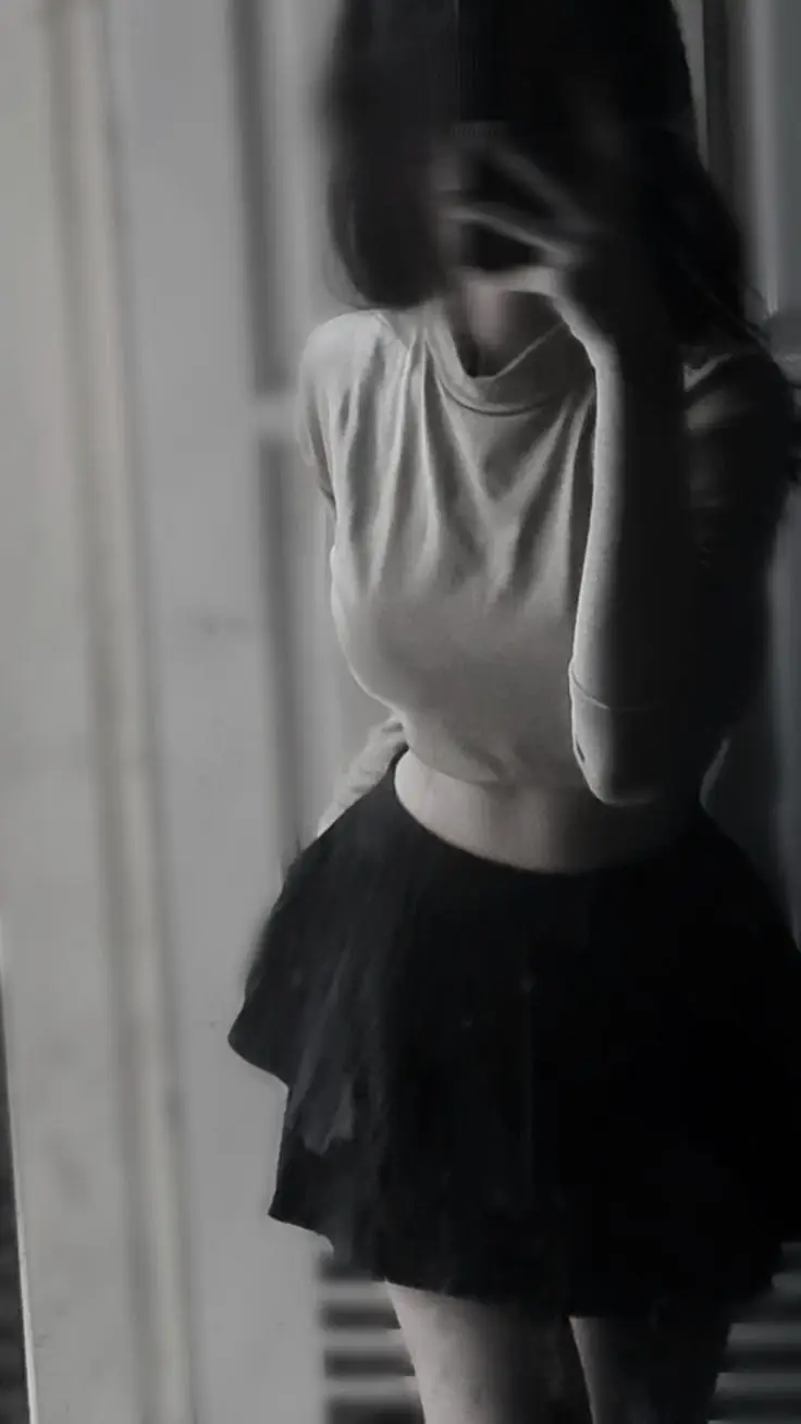 Ảnh Gái Xinh Che Mặt Tóc Dài: Vẻ Đẹp Bí Ẩn 52