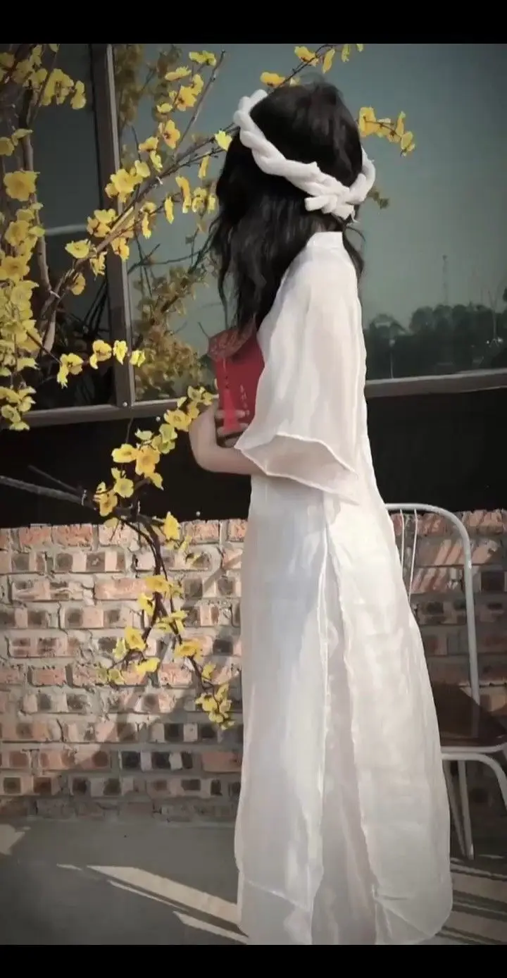 Ảnh Gái Xinh Che Mặt Tóc Dài: Vẻ Đẹp Bí Ẩn 54