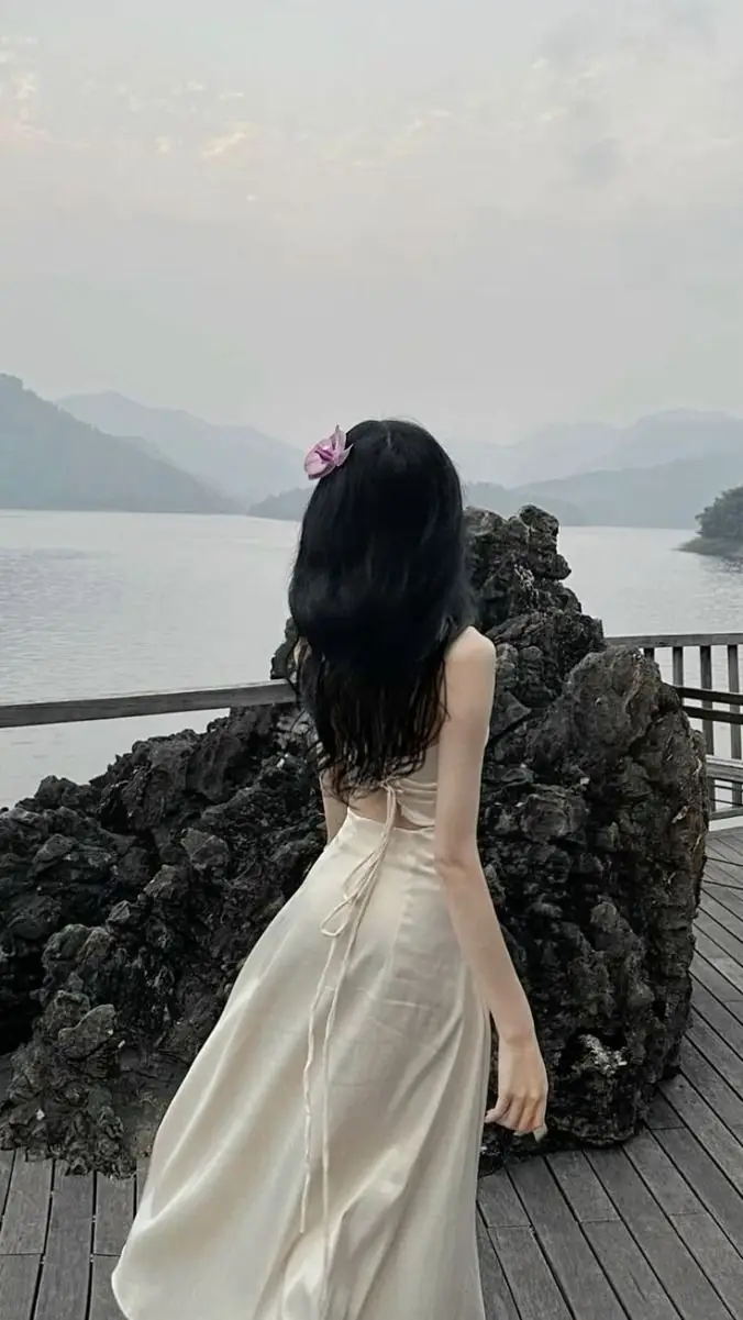Ảnh Gái Xinh Chụp Dáng: Bộ Sưu Tập Ảnh Nghệ Thuật 39