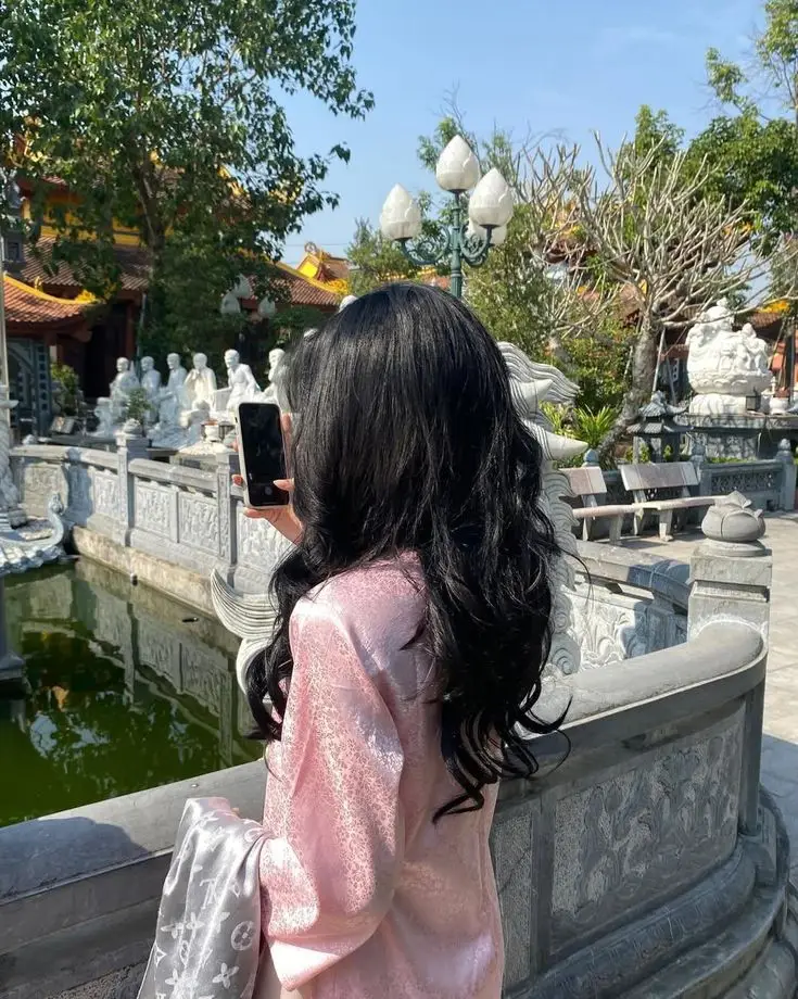 Ảnh gái xinh chụp dáng che mặt độc đáo 47