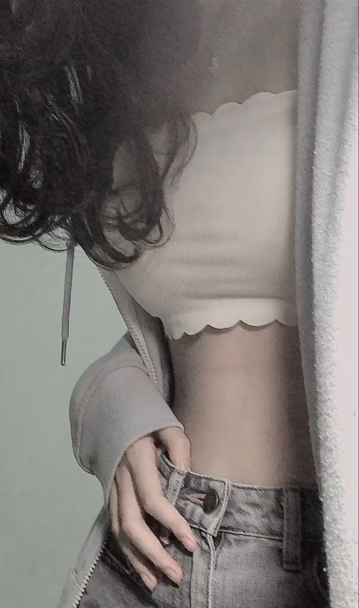 Ảnh Gái Xinh Chụp Sau Lưng - Bộ Ảnh Thể Hiện Phong Cách 28