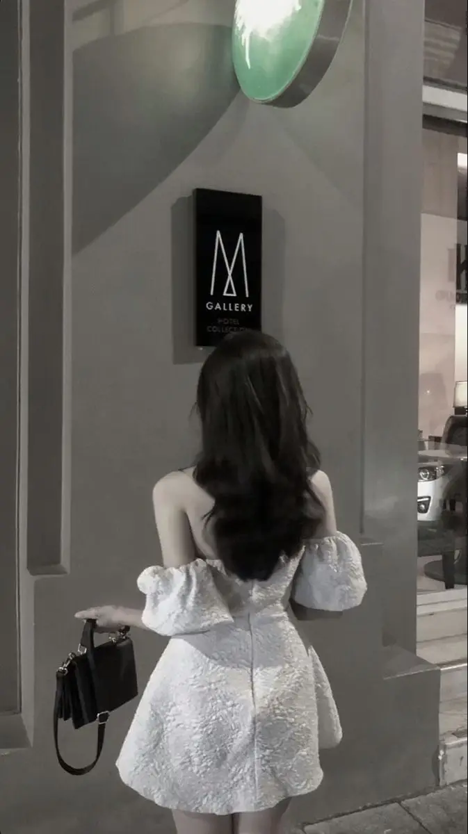 Ảnh Gái Xinh Chụp Sau Lưng - Bộ Ảnh Thể Hiện Phong Cách 55