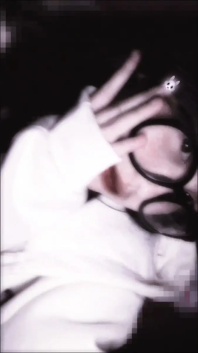 Ảnh Gái Xinh Đeo Mắt Kính Cute 35