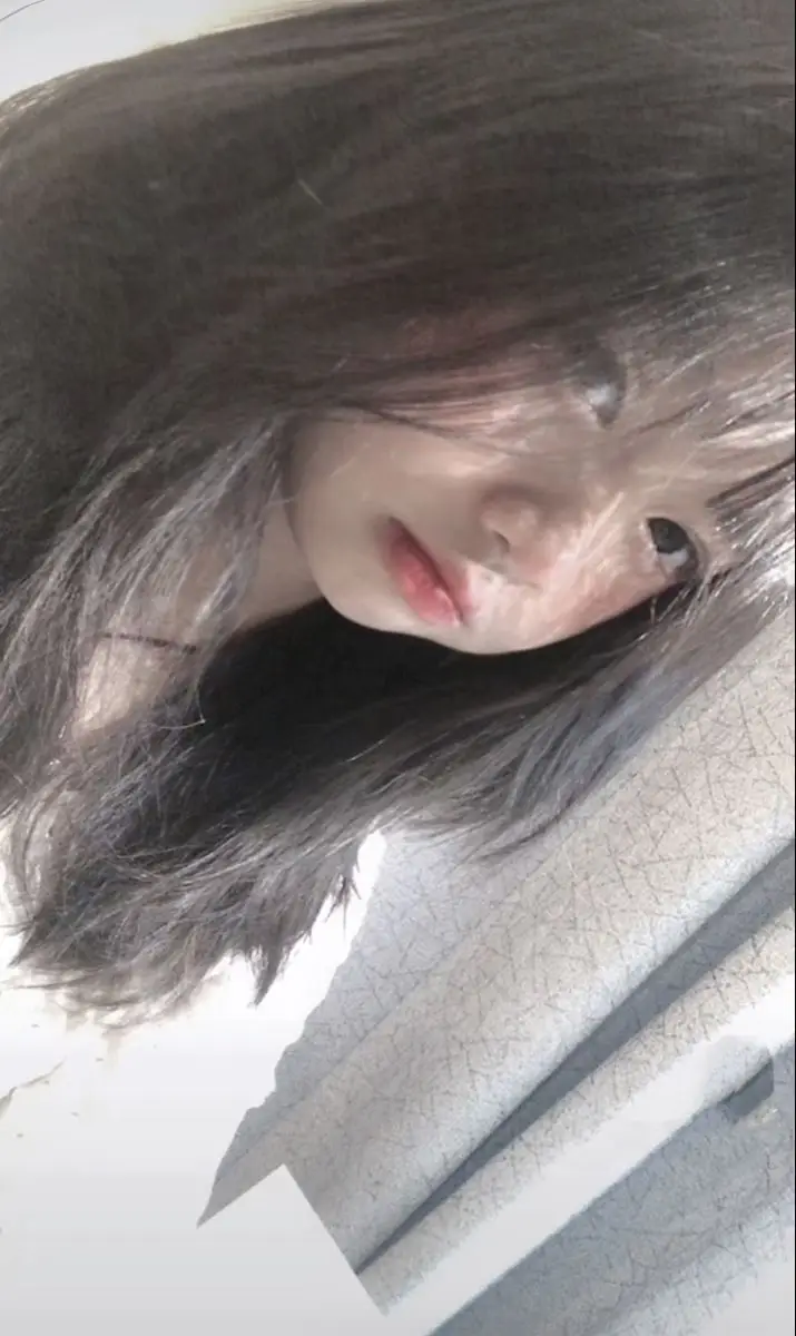 Ảnh Gái Xinh Đeo Mắt Kính Cute 37