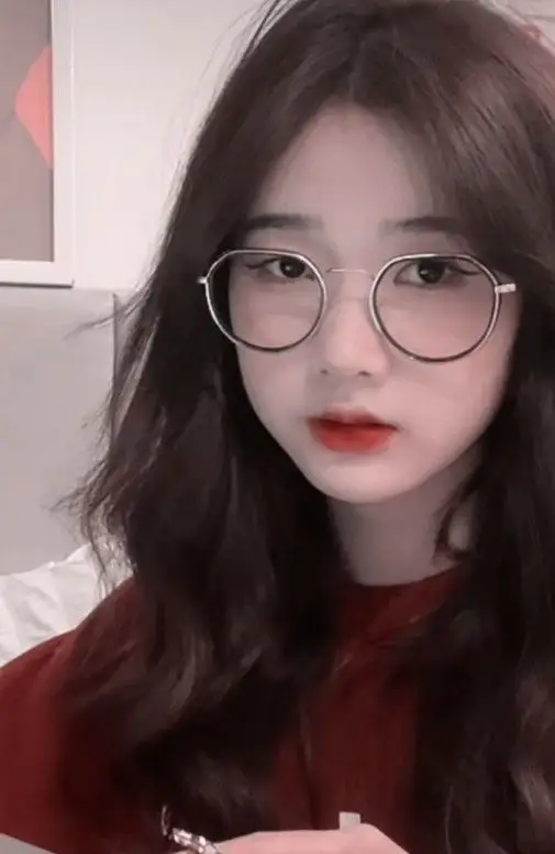 Ảnh Gái Xinh Đeo Mắt Kính Cute 53