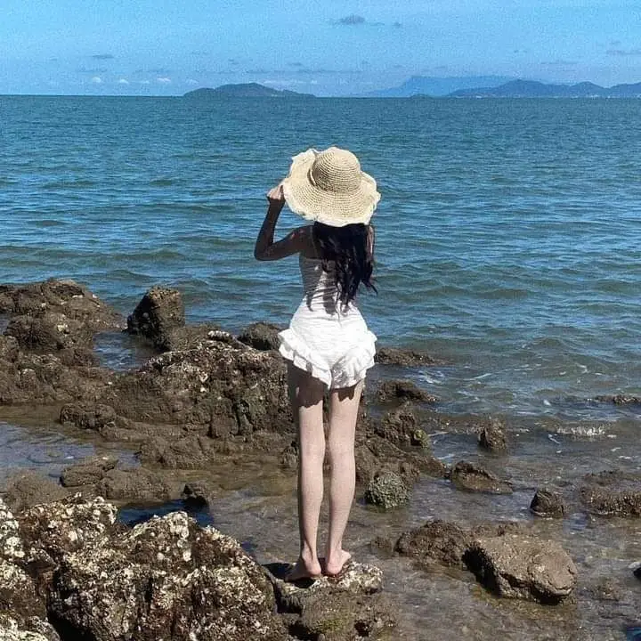 Ảnh Gái Xinh Đi Biển - Tuyển Tập Hình Ảnh Nóng Bỏng 9