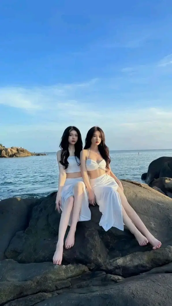 Ảnh Gái Xinh Đi Biển - Tuyển Tập Hình Ảnh Nóng Bỏng 10