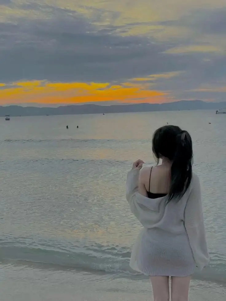 Ảnh Gái Xinh Đi Biển - Tuyển Tập Hình Ảnh Nóng Bỏng 15