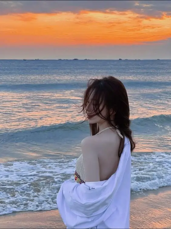 Ảnh Gái Xinh Đi Biển - Tuyển Tập Hình Ảnh Nóng Bỏng 31