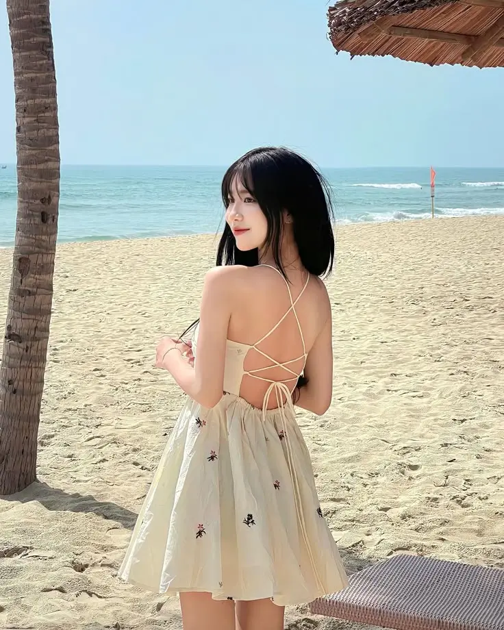 Ảnh Gái Xinh Đi Biển - Tuyển Tập Hình Ảnh Nóng Bỏng 38