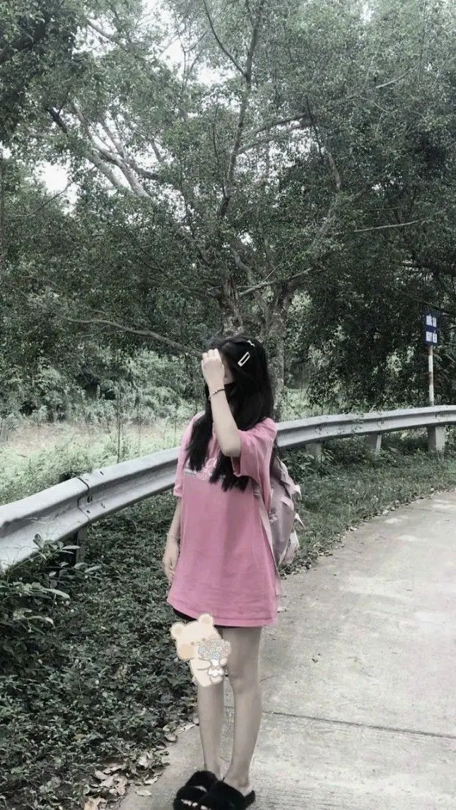 Ảnh Gái Xinh K11 Che Mặt: Vẻ Đẹp Bí Ẩn Của Tuổi Teen 15