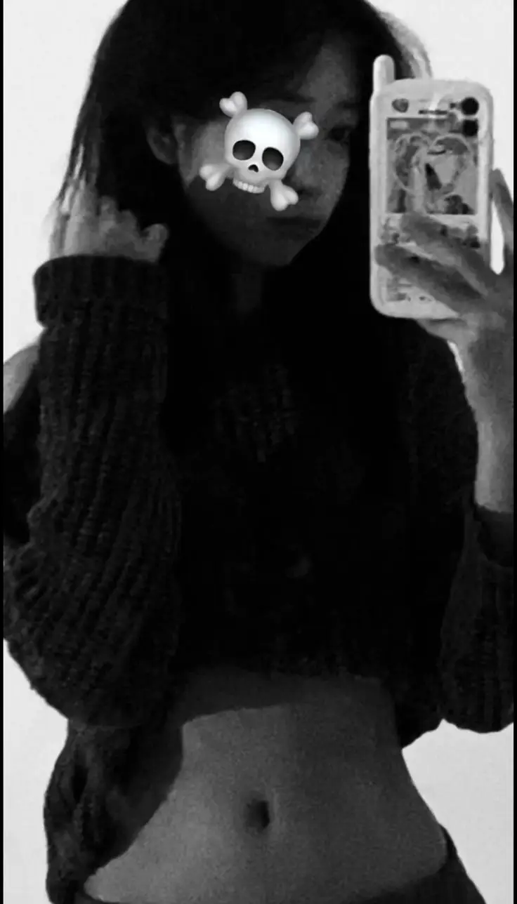 Ảnh Gái Xinh Khoe Body: Tự Tin Nổi Bật Trong Mọi Khung Hình 9