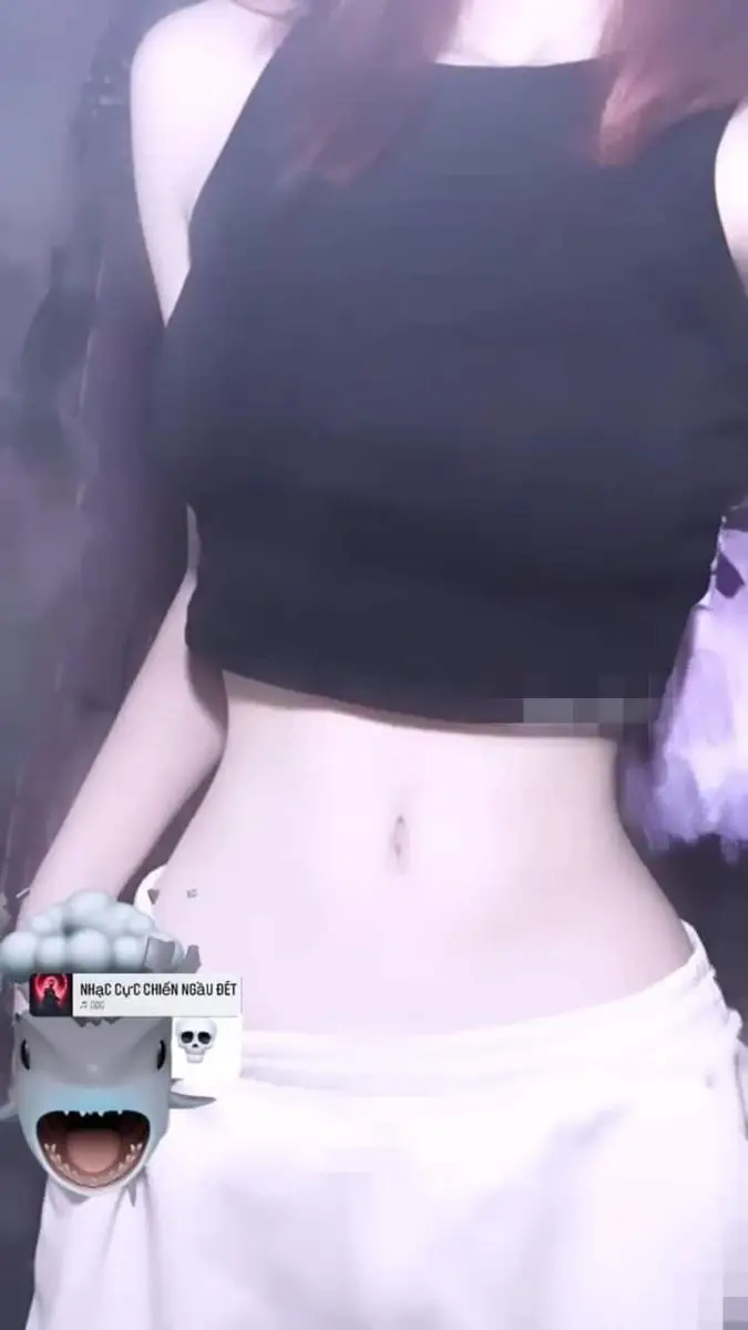 Ảnh Gái Xinh Khoe Body: Tự Tin Nổi Bật Trong Mọi Khung Hình 21