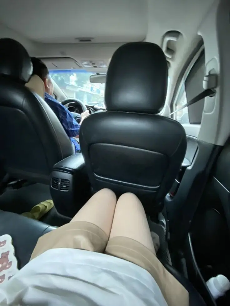 Ảnh Gái Xinh Khoe Body: Tự Tin Nổi Bật Trong Mọi Khung Hình 38