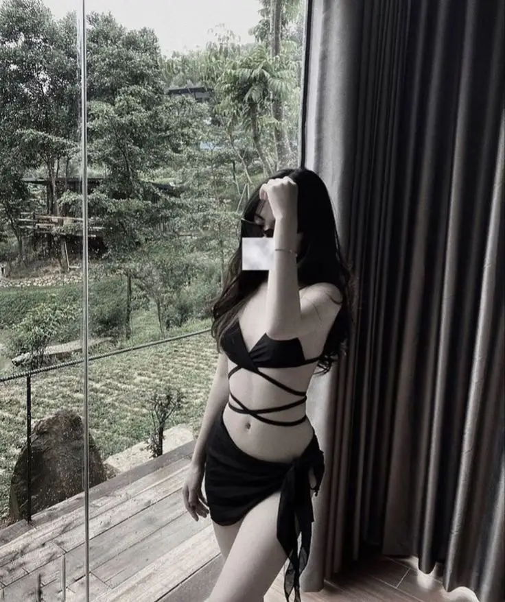 Ảnh Gái Xinh Khoe Body: Tự Tin Nổi Bật Trong Mọi Khung Hình 41