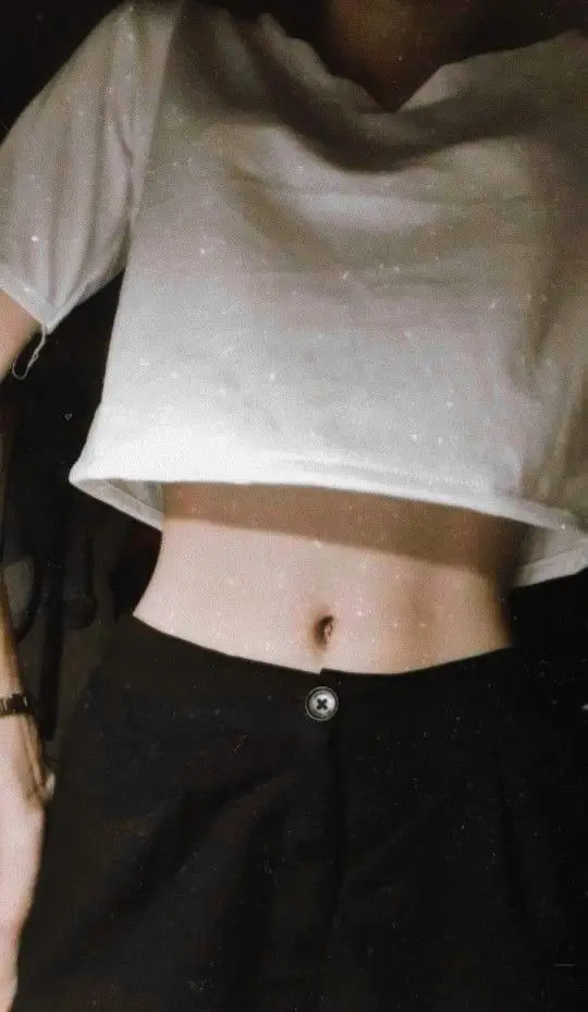 Ảnh Gái Xinh Khoe Body: Tự Tin Nổi Bật Trong Mọi Khung Hình 61