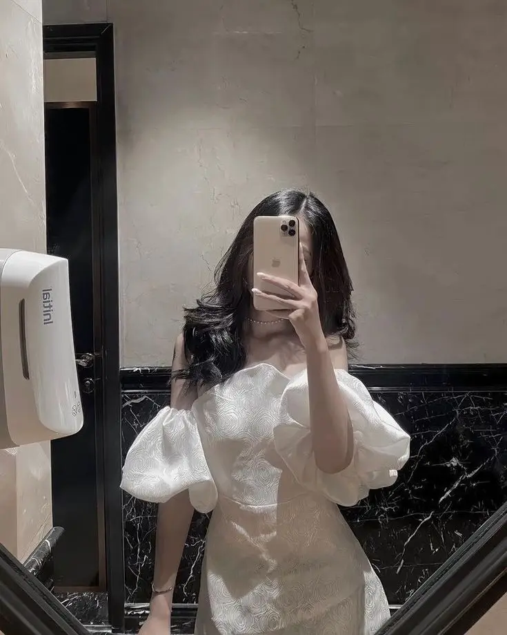 Ảnh gái xinh mặc váy nữ tính và duyên dáng 33