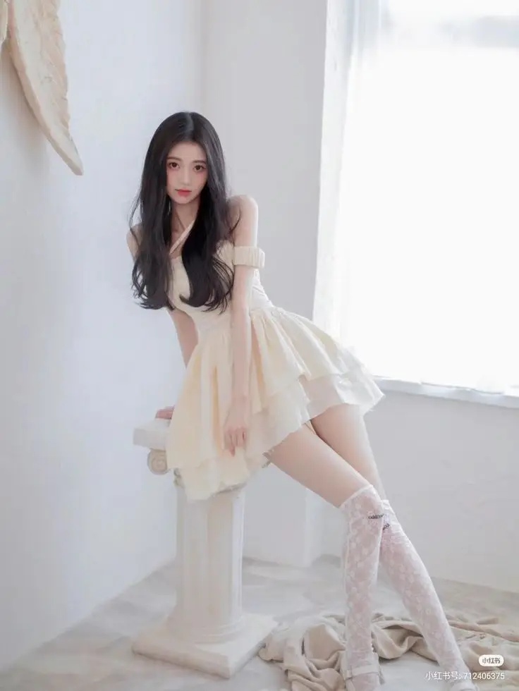 Ảnh gái xinh mặc váy nữ tính và duyên dáng 62