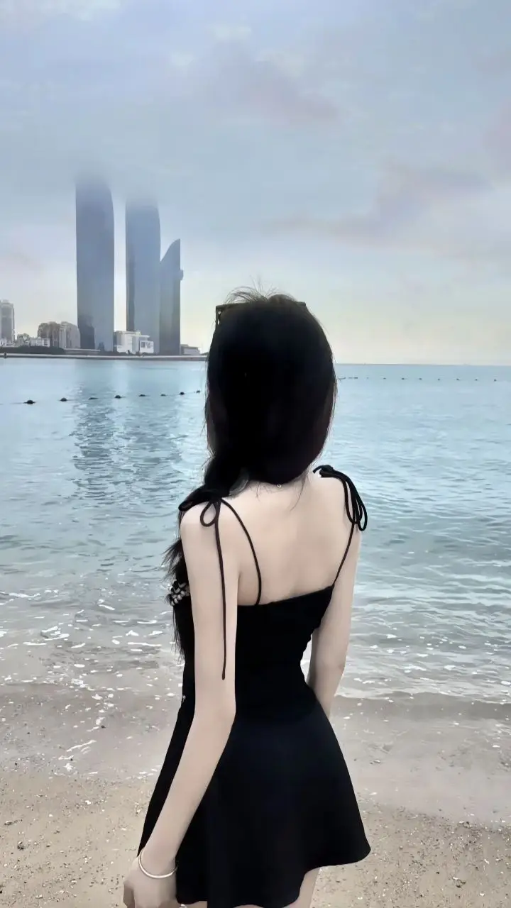 Ảnh Gái Xinh Quay Lưng: Khám Phá Vẻ Đẹp Từ Một Góc Nhìn Khác 52