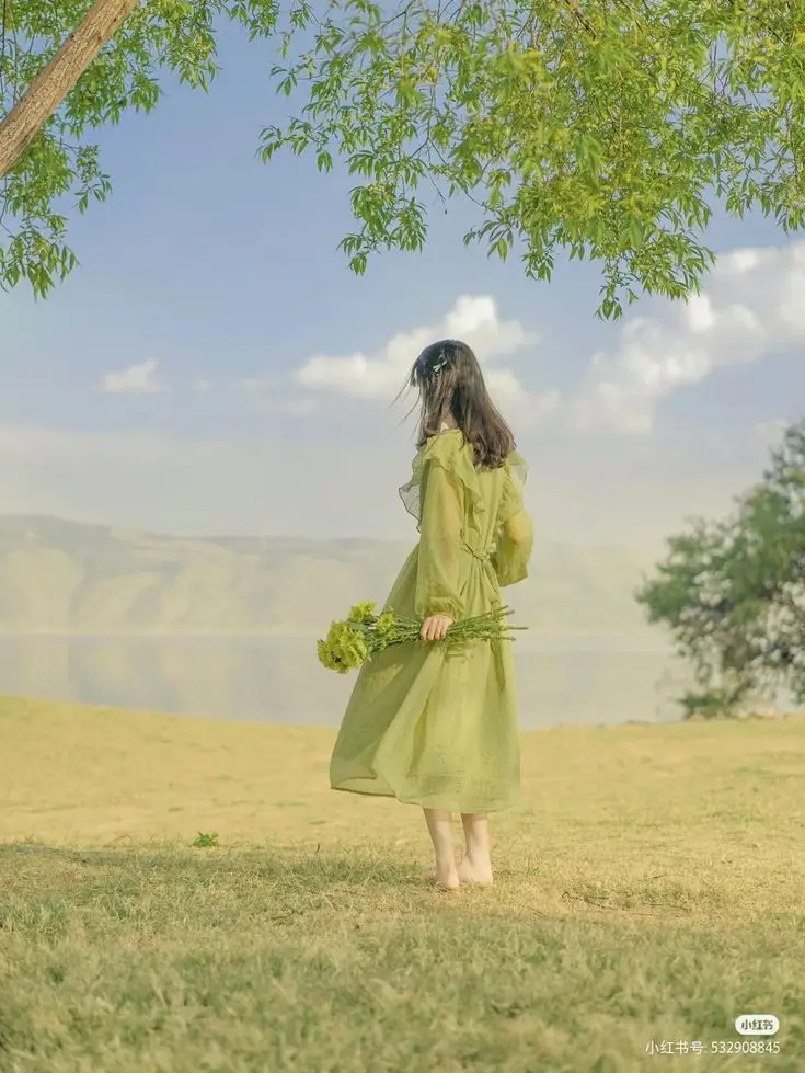 Bầu Trời Xanh: Ảnh Avatar Đẹp Dành Cho Con Gái 25