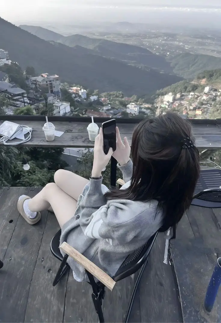 Che Mặt Con Gái Avatar Cute: Bộ Sưu Tập Avatar Chất Lượng 19