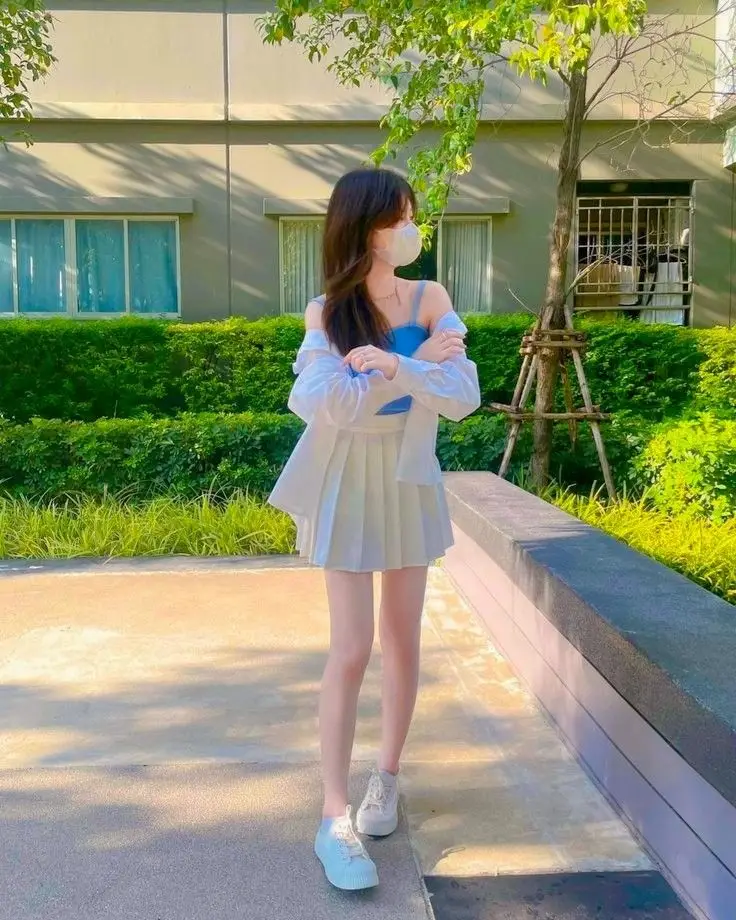 Che Mặt Gái Xinh Mặc Váy Trắng Ngắn 15