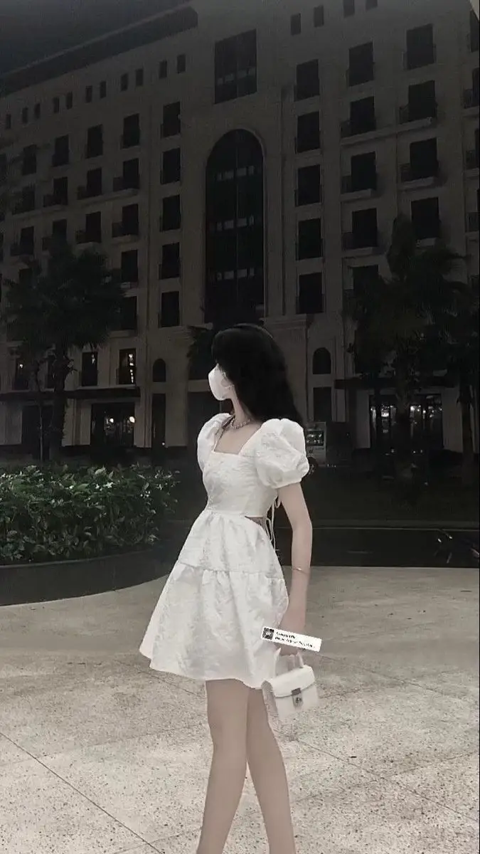 Che Mặt Gái Xinh Mặc Váy Trắng Ngắn 42
