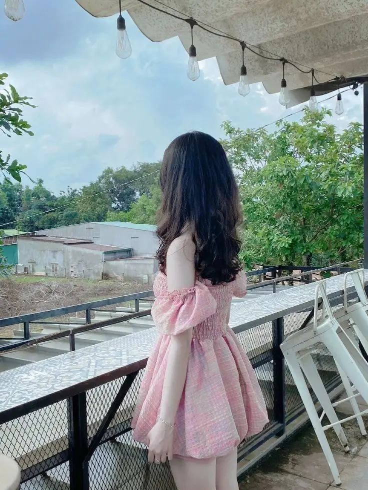 Che Mặt Gái Xinh Mặc Váy Trắng Ngắn 51