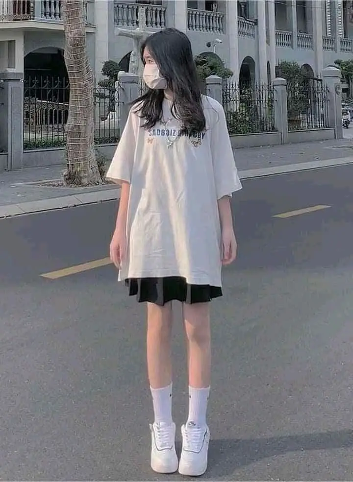 Che Mặt Gái Xinh Mặc Váy Trắng Ngắn 54