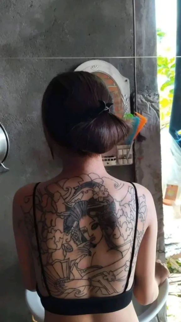 Con gái xăm hình chất: 50+ mẫu hình xăm độc đáo 55