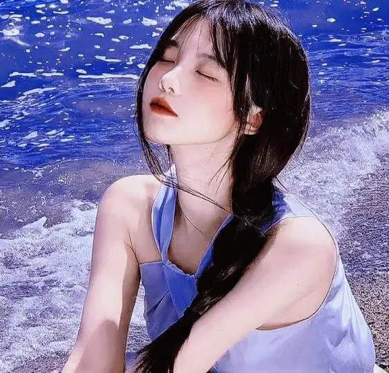 Gái Anime Không Mặc Đồ - Bộ Sưu Tập Hình Ảnh Độc Đáo 4