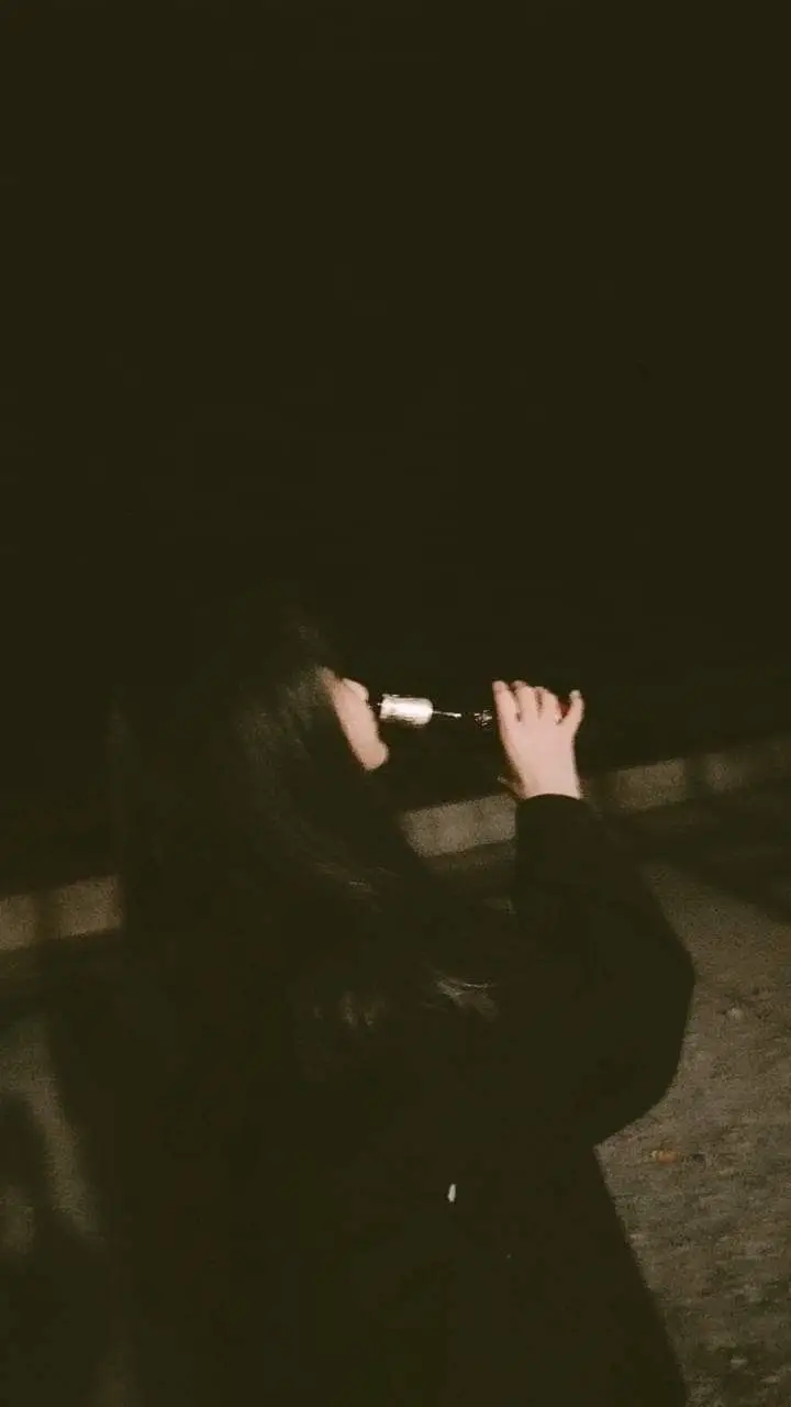 Gái Cô Đơn: Những Hình Ảnh Tuyệt Đẹp Về Nỗi Buồn 72