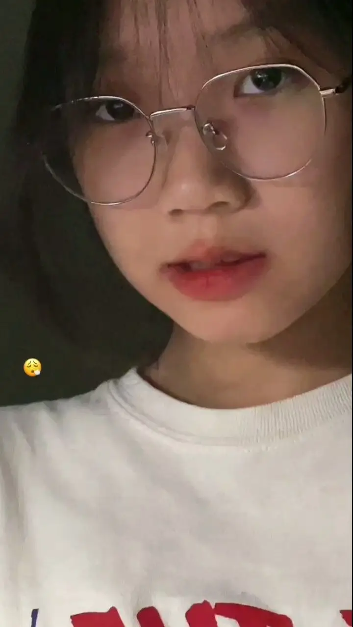 Gái Xinh 2k11 Thủ Dâm - Khám Phá Thế Giới Gái Xinh Thời Nay 26