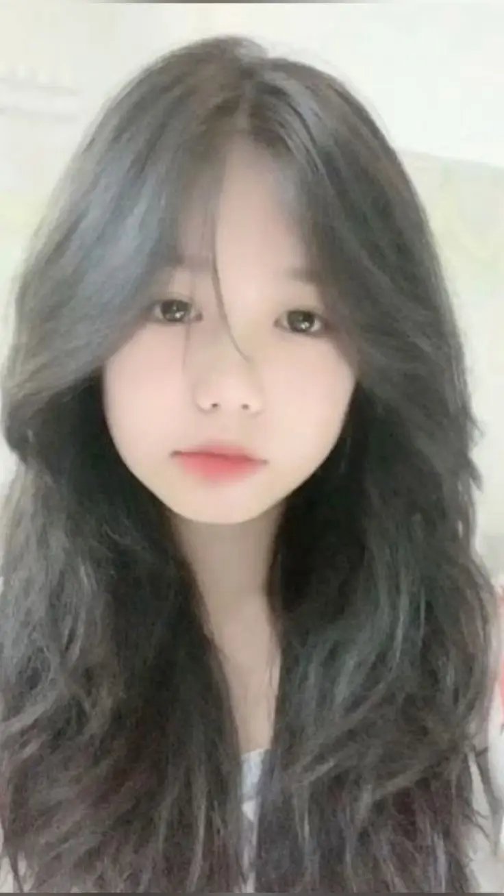 Gái Xinh Che Mặt: Ảnh Avatar Đẹp Cho Con Gái 14