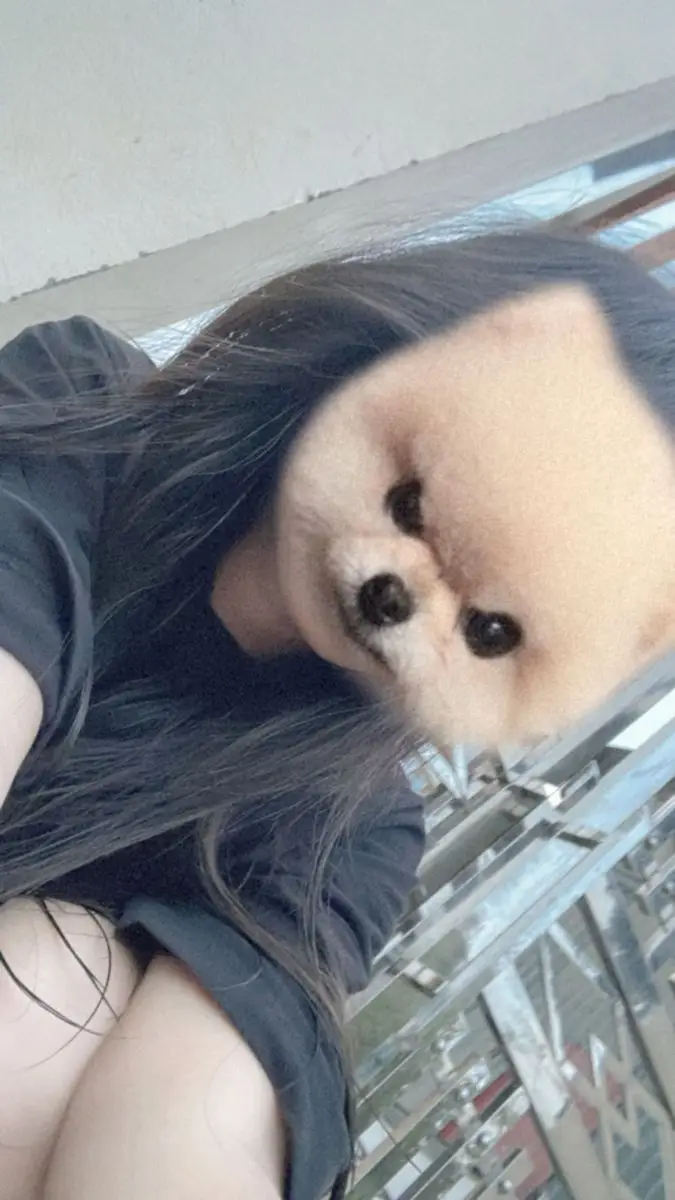 Gái Xinh Che Mặt Tóc Ngắn: Một Phong Cách Thú Vị 9