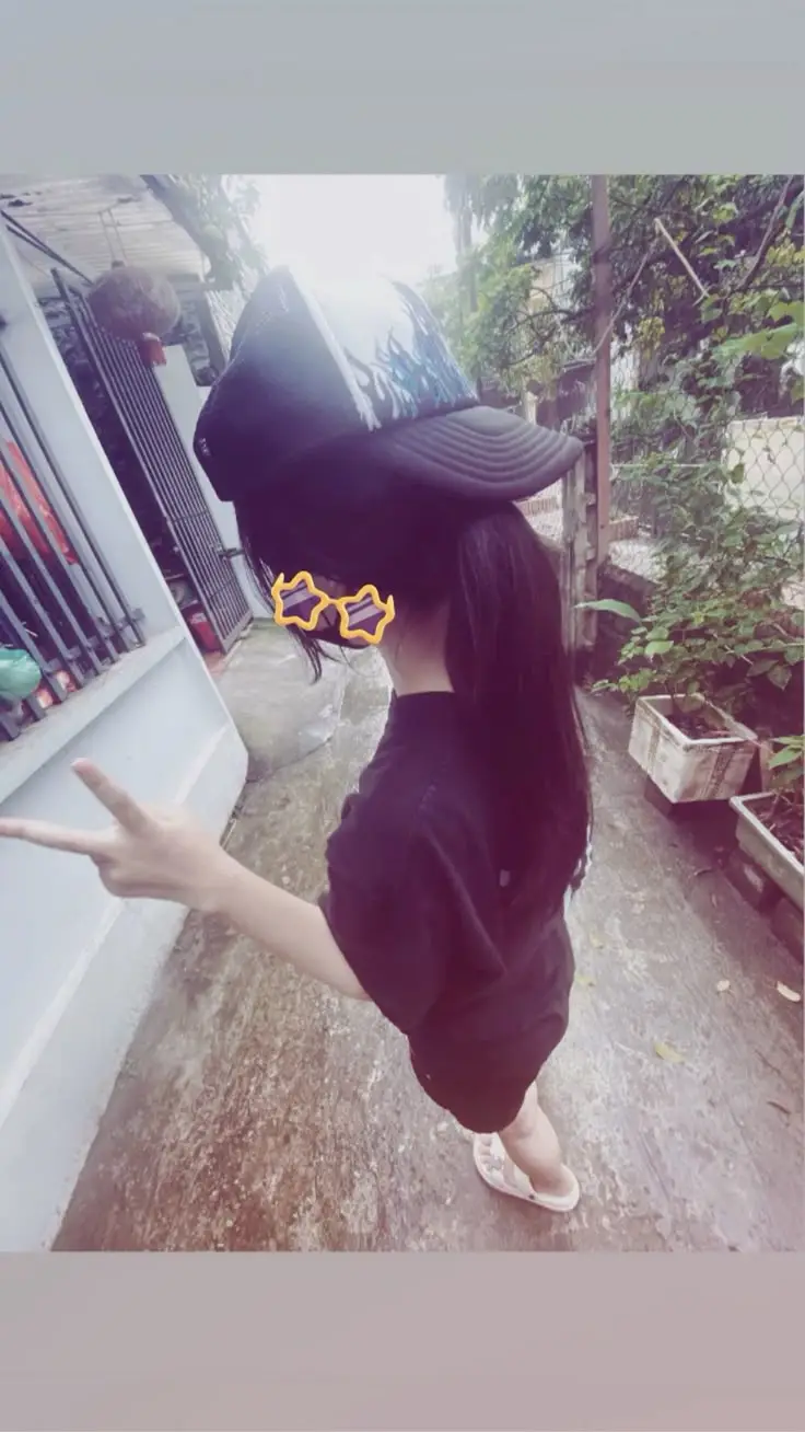 Gái Xinh Che Mặt Tóc Ngắn: Một Phong Cách Thú Vị 14