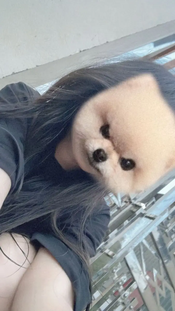 Gái Xinh Che Mặt Tóc Ngắn: Một Phong Cách Thú Vị 22