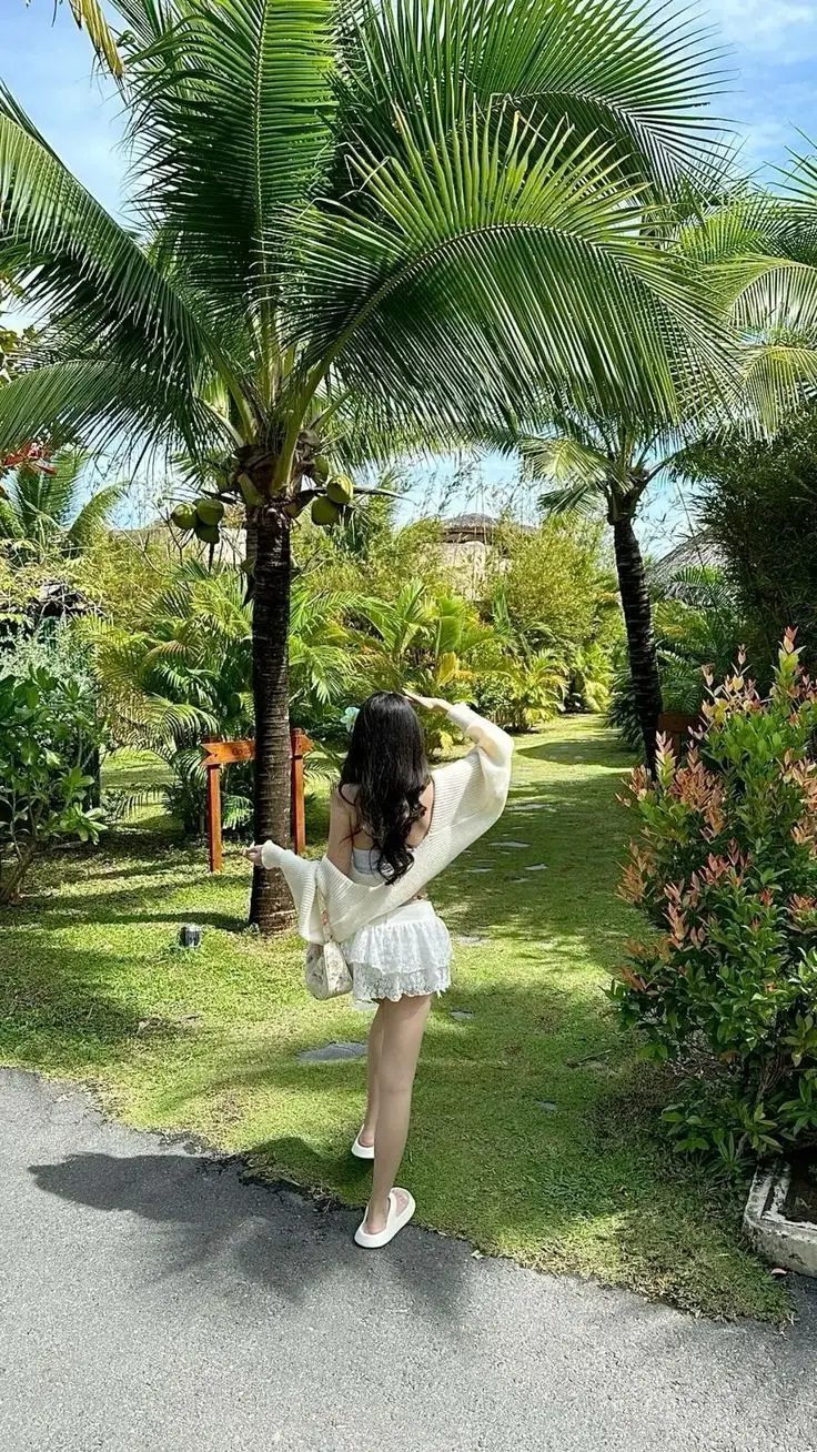 Gái Xinh Chụp Ảnh Nude Tự Tin 18