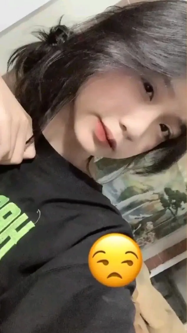 Gái Xinh Chụp Ảnh Nude Tự Tin 22