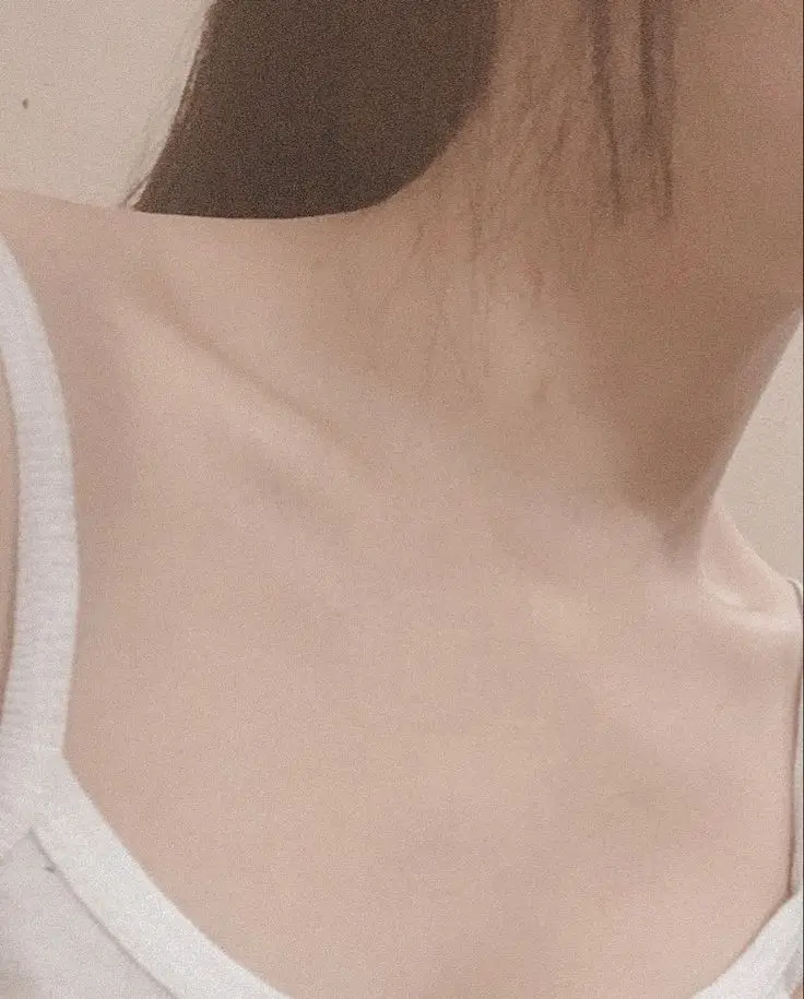 Gái Xinh Chụp Ảnh Nude Tự Tin 33
