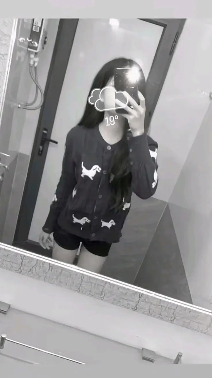 Gái Xinh Chụp Ảnh Nude Tự Tin 50