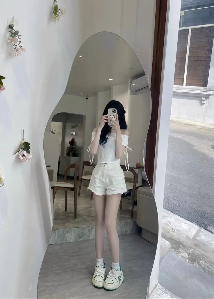 Gái Xinh Chụp Ảnh Trước Gương - Bộ Sưu Tập Hình Ảnh Tự Sướng 2