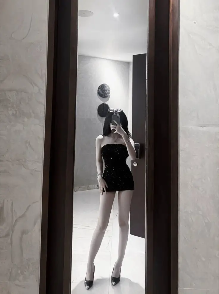 Gái Xinh Chụp Ảnh Trước Gương - Bộ Sưu Tập Hình Ảnh Tự Sướng 17