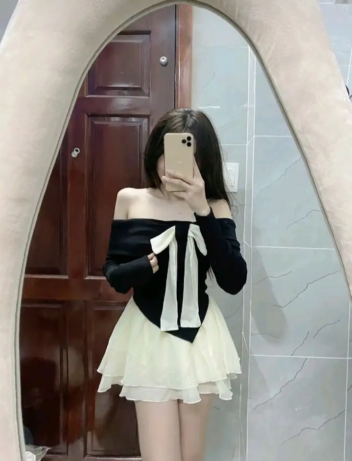 Gái Xinh Chụp Ảnh Trước Gương - Bộ Sưu Tập Hình Ảnh Tự Sướng 32