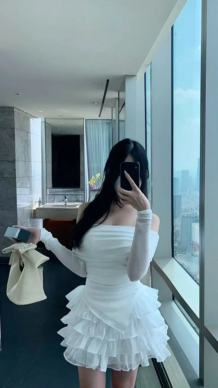 Gái Xinh Chụp Ảnh Trước Gương - Bộ Sưu Tập Hình Ảnh Tự Sướng 42