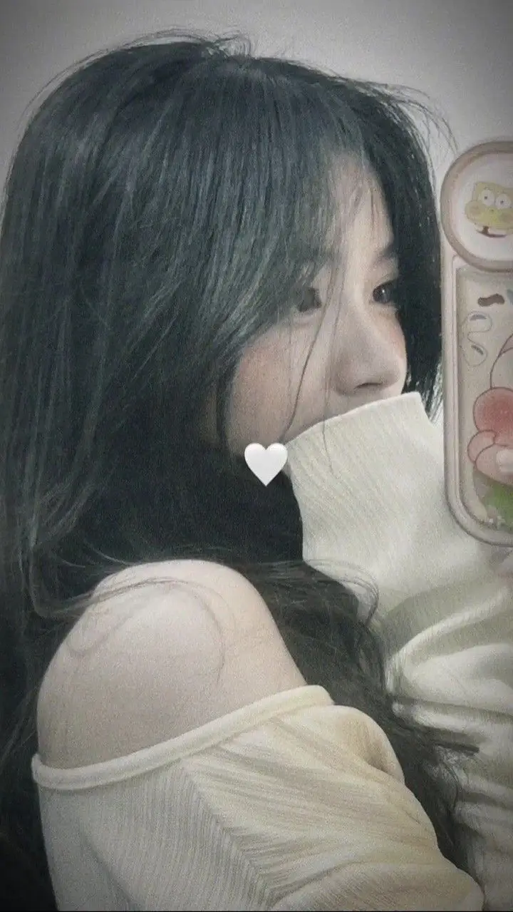 Gái Xinh Chụp Ảnh Trước Gương - Bộ Sưu Tập Hình Ảnh Tự Sướng 49