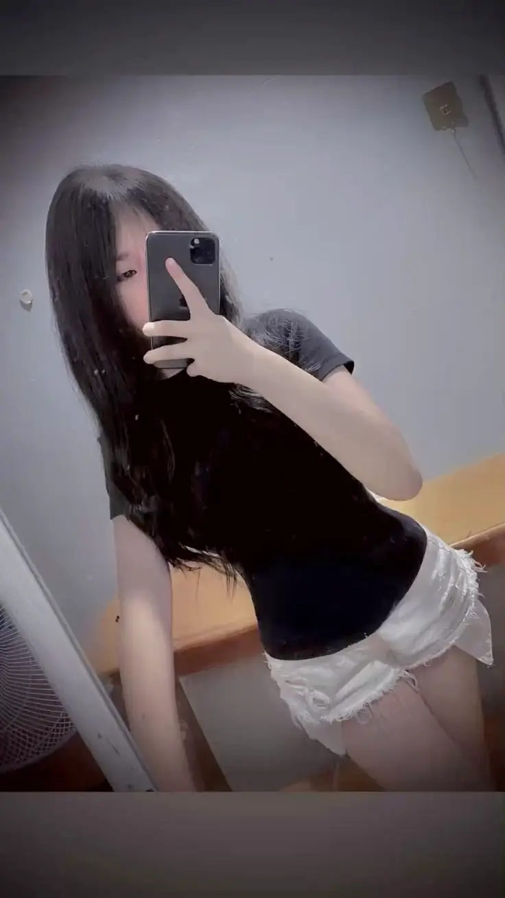 Gái Xinh Chụp Ảnh Trước Gương - Bộ Sưu Tập Hình Ảnh Tự Sướng 58