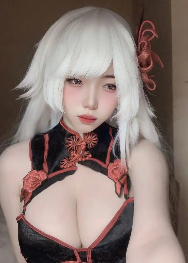 Gái xinh cosplay Liên Quân: Đắm chìm trong thế giới game 50